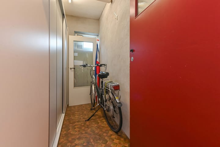 Photo 31 of Cornelie van Zantenstraat 146