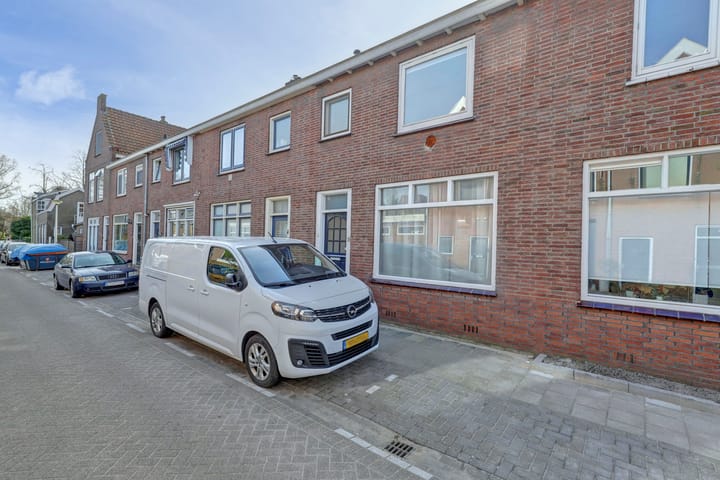 Foto 1 van P.C. Bothstraat 15