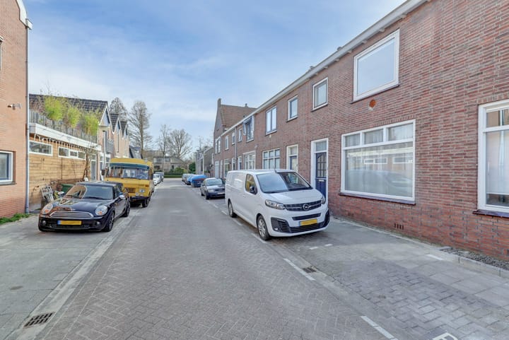 Foto 29 van P.C. Bothstraat 15