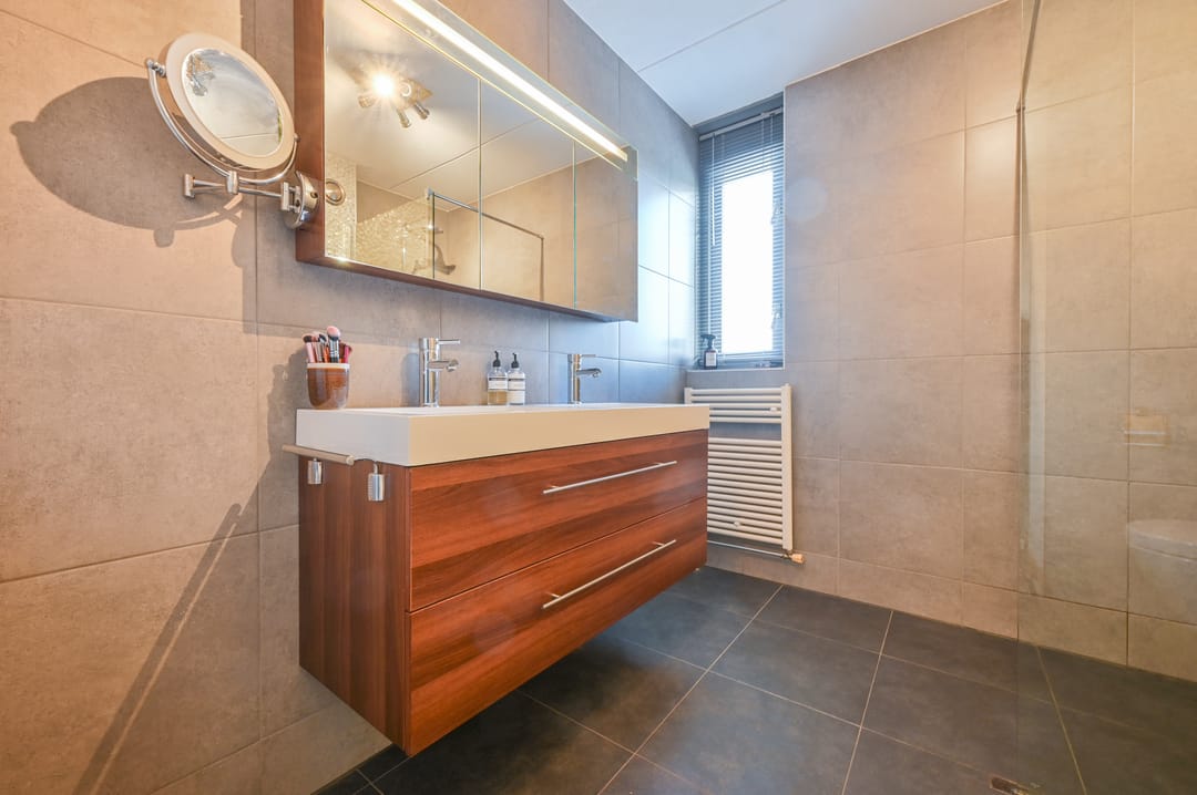 Foto 26 van Weegbree 68