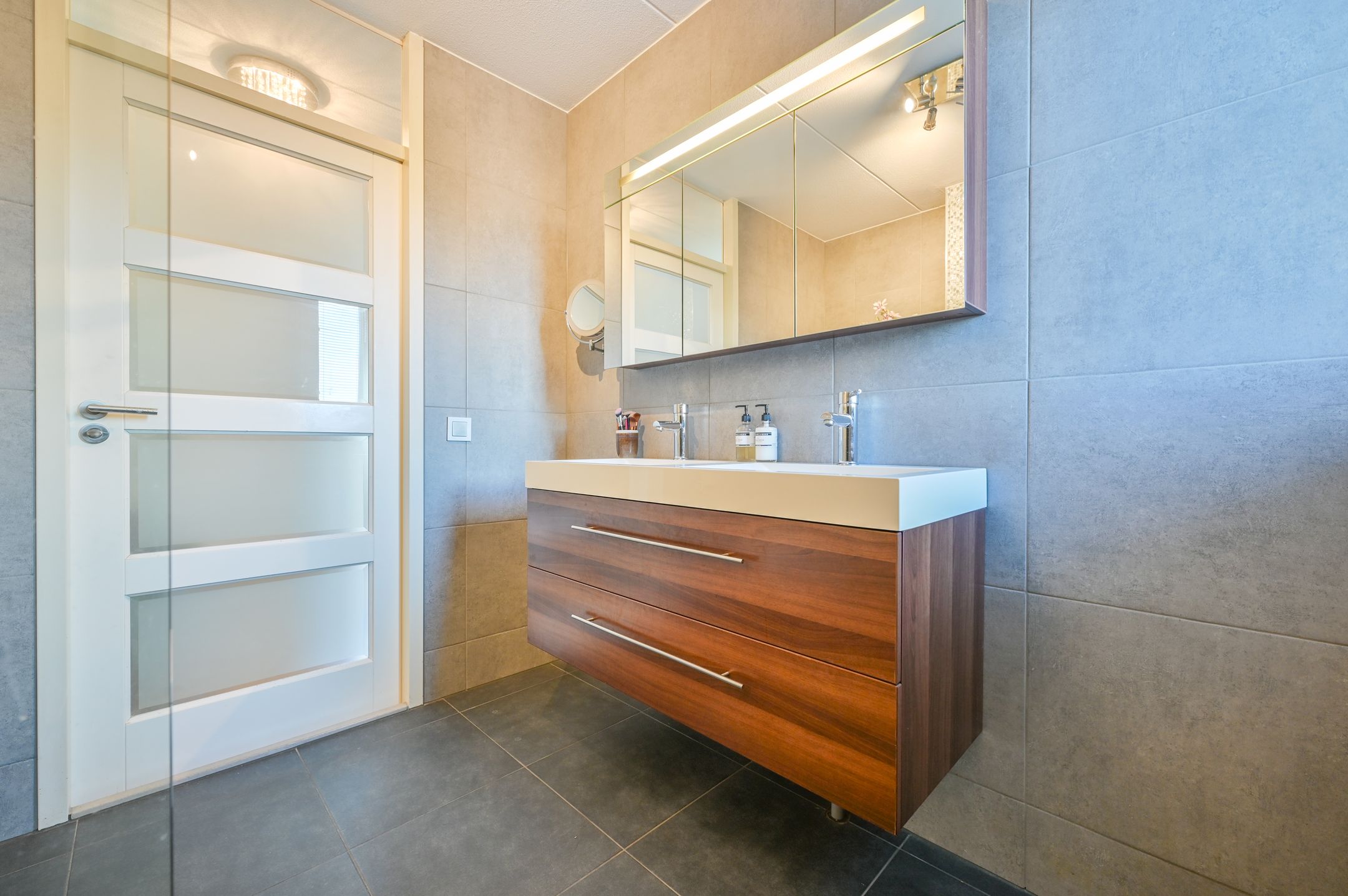 Foto 27 van Weegbree 68