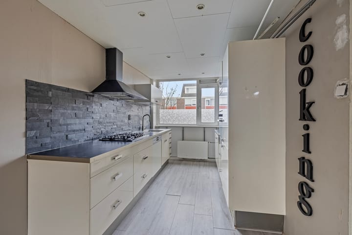 Foto 13 van Van Zyll de Jongstraat 37