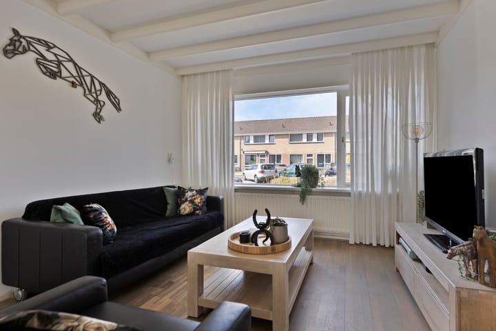 Foto 4 van Van Stolbergstrjitte 19