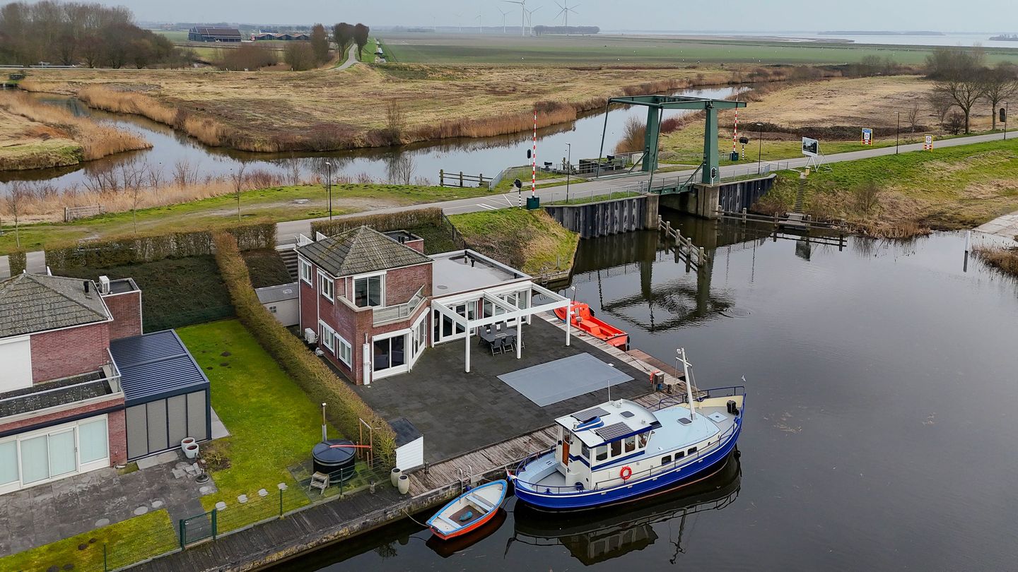 Photo 1 of Suisendijk 14-33