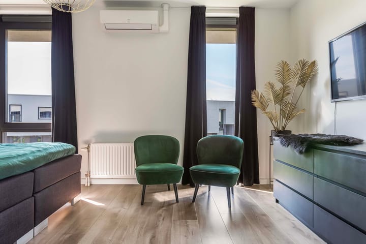 Foto 18 van Vuurvlinder 48