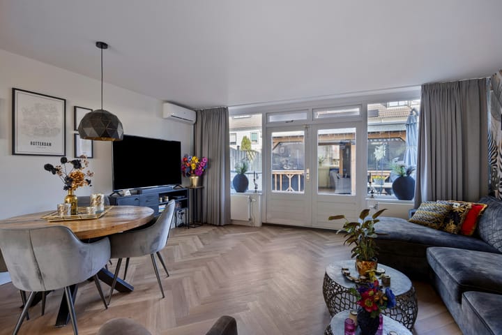 Foto 12 van IJsbaan 27