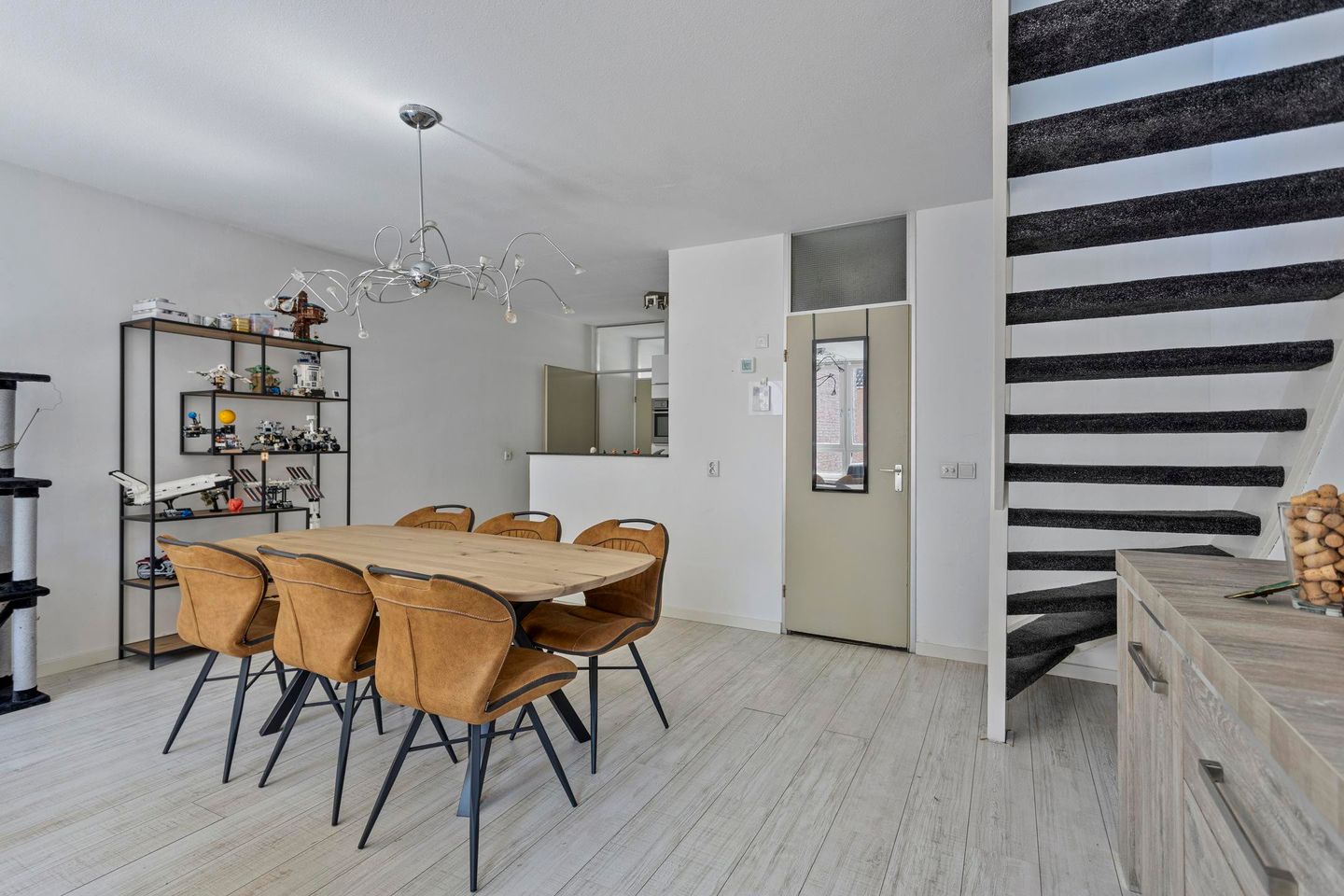 Foto 20 van Hoogbeeltplein 137