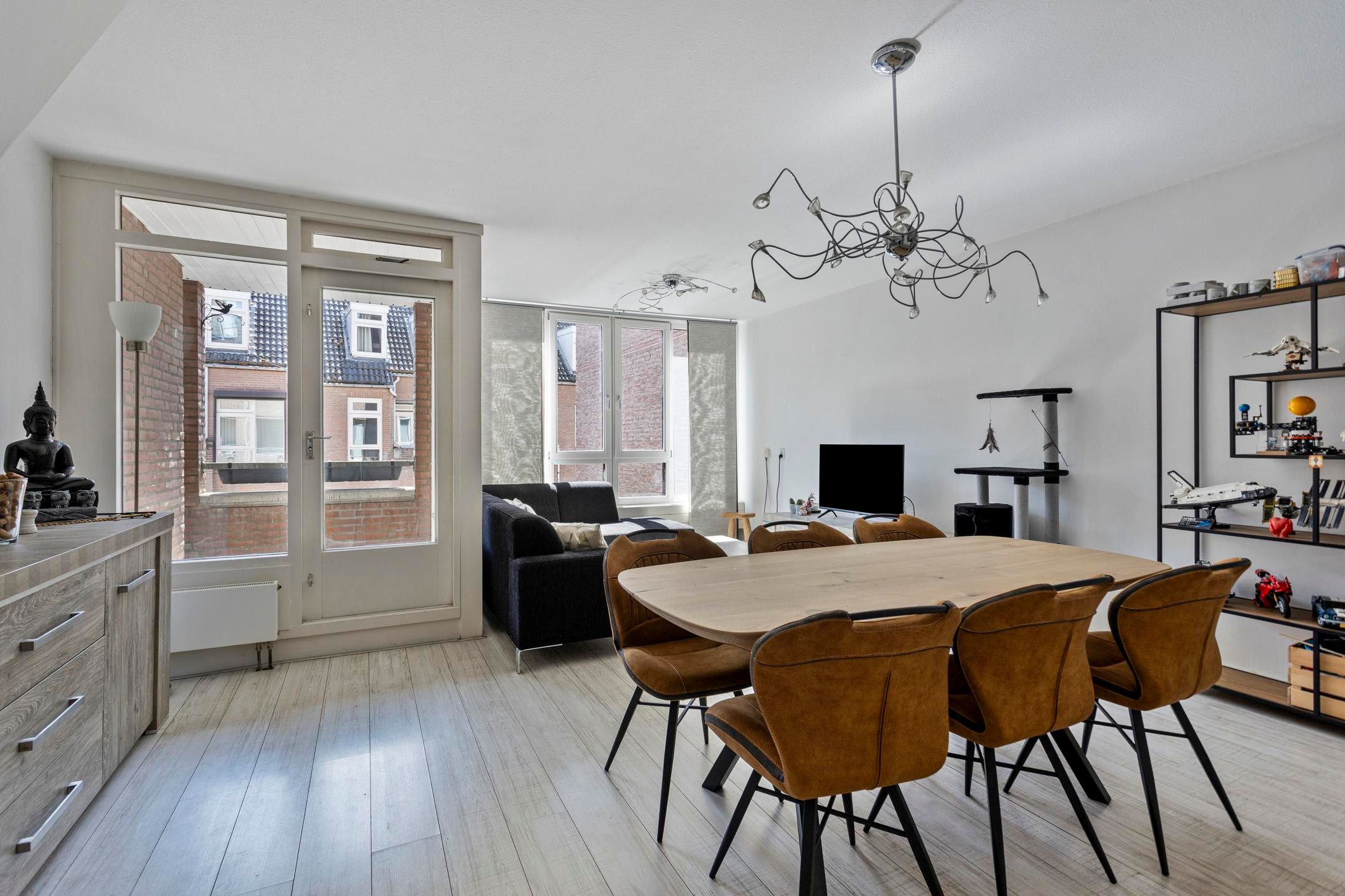 Foto 15 van Hoogbeeltplein 137