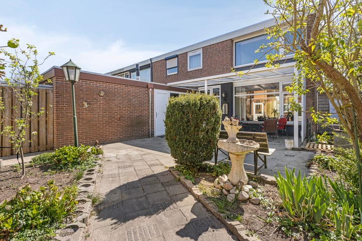 Foto 24 van van Eyckstraat 12