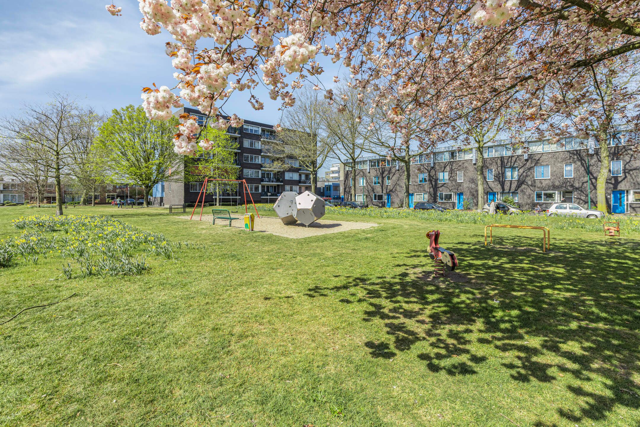 Photo 33 of van Eyckstraat 12