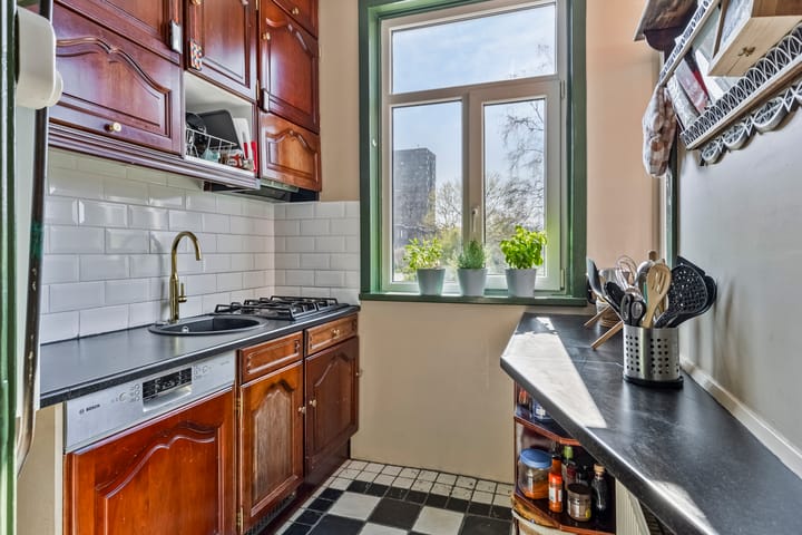 Foto 16 van Tellegenstraat 67-A