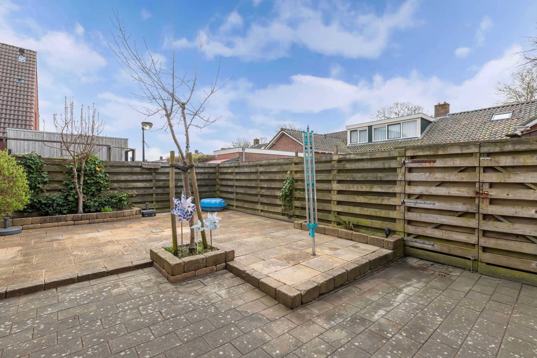 Photo 28 of Professor Camperstraat 2