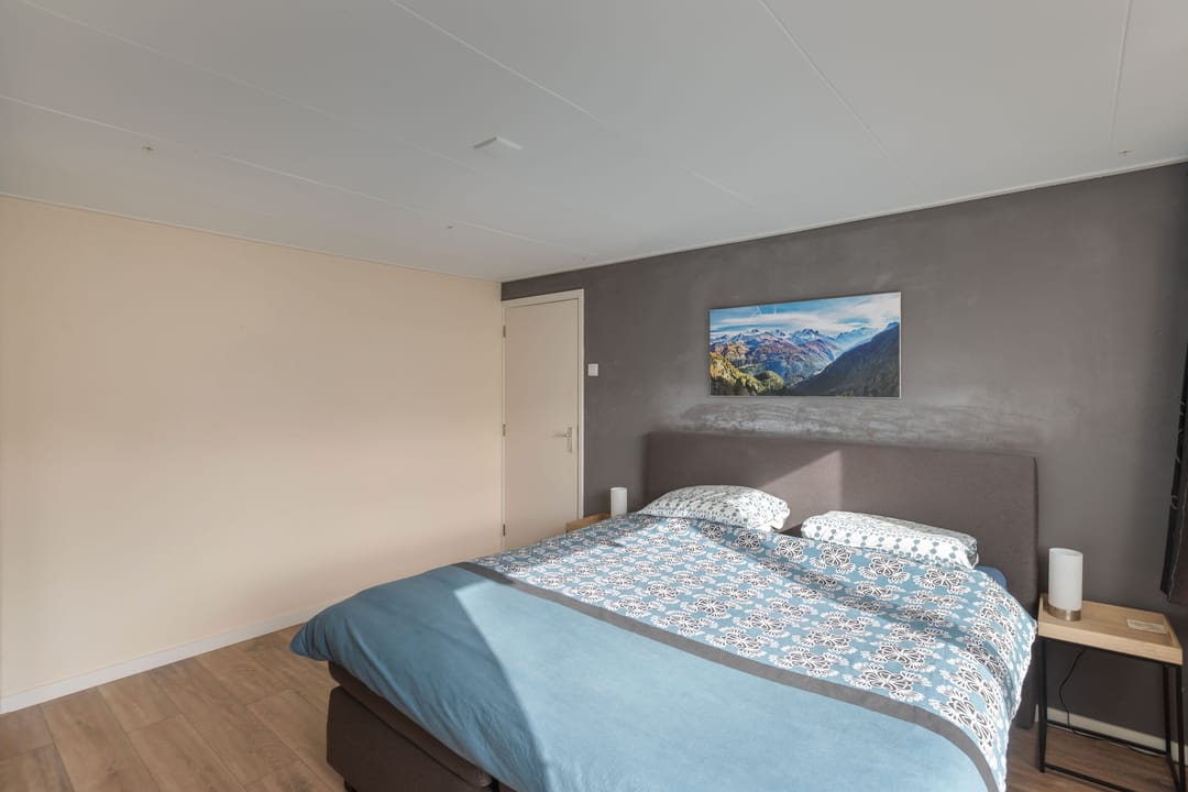 Photo 38 of Professor Camperstraat 2