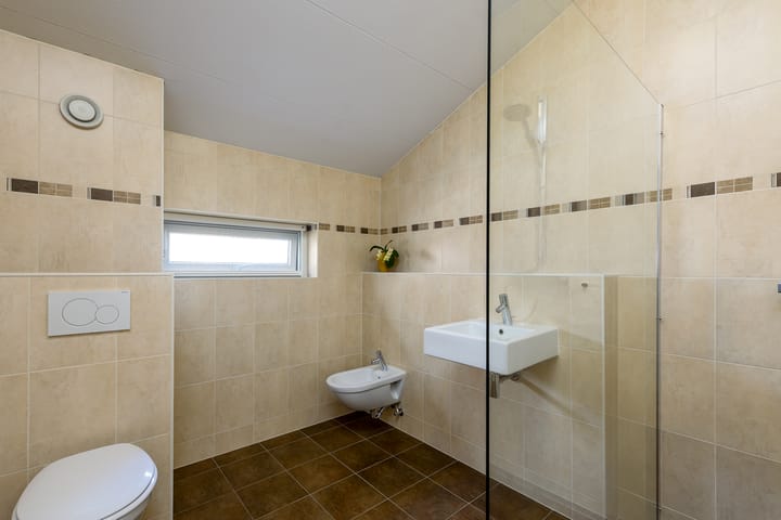 Foto 37 van Donderdagstraat 21