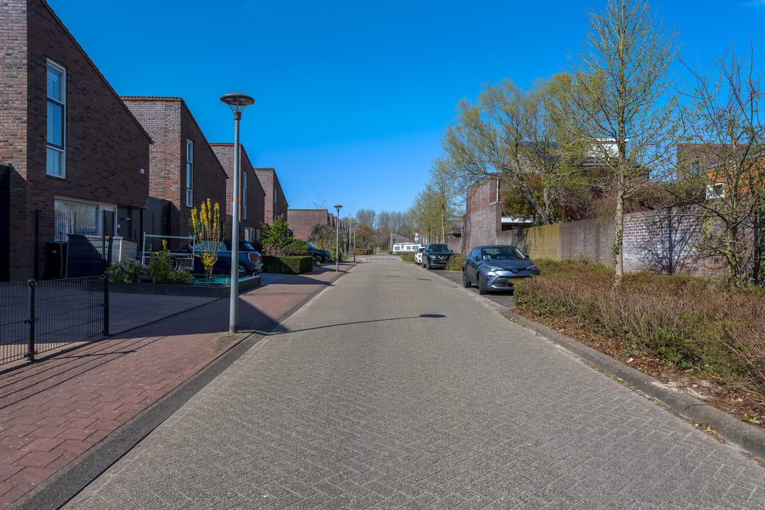 Foto 47 van Donderdagstraat 21