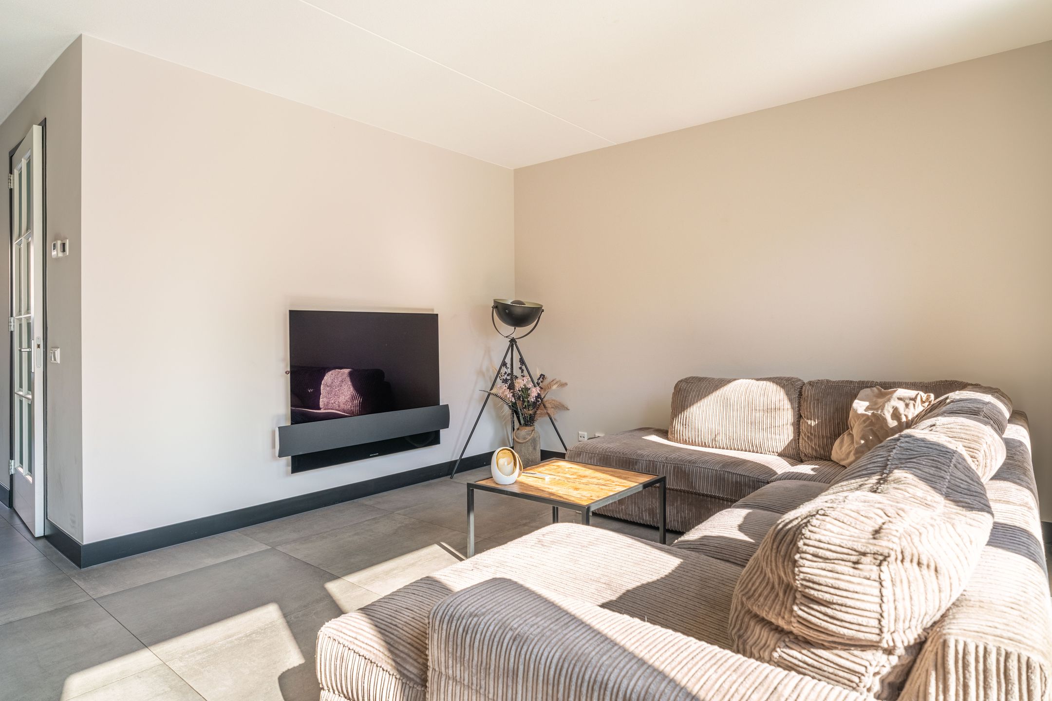 Foto 3 van De Ruijterstraat 35