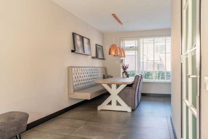 Foto 5 van De Ruijterstraat 35