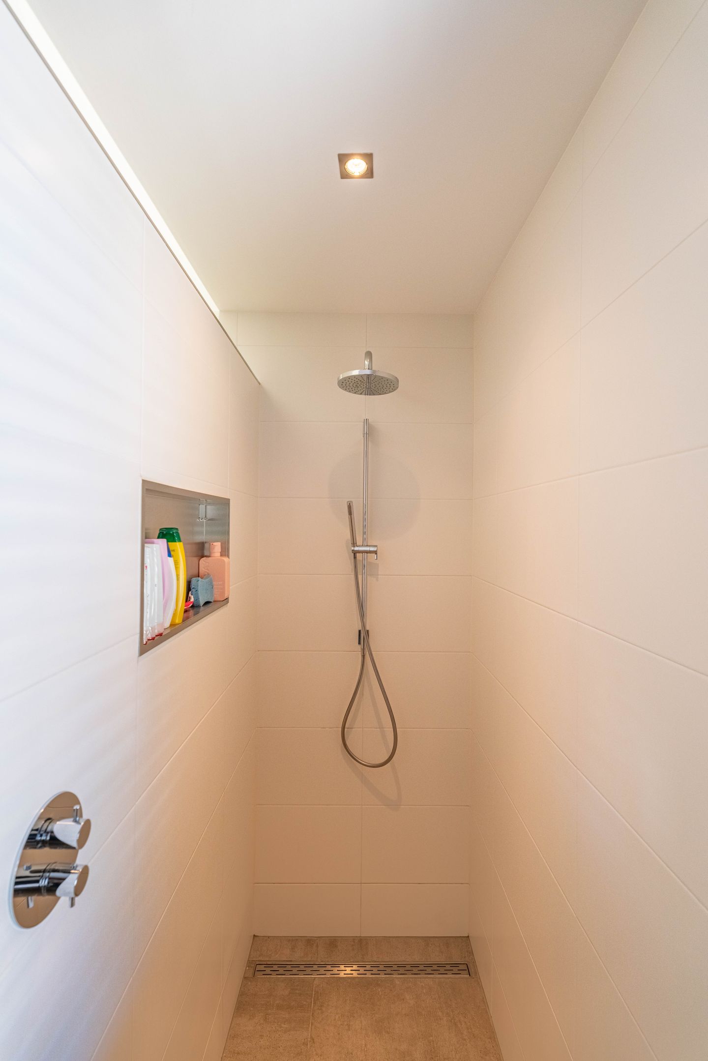 Foto 20 van De Ruijterstraat 35