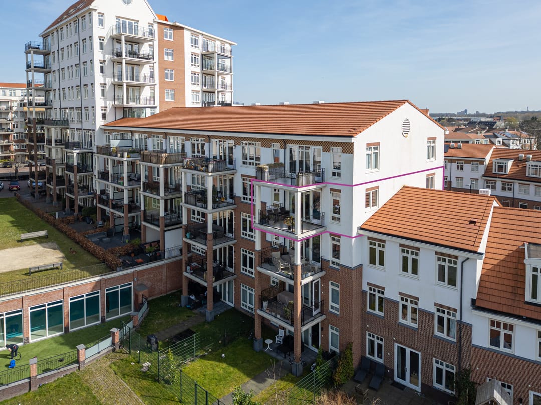 Foto 1 van De Klok 350