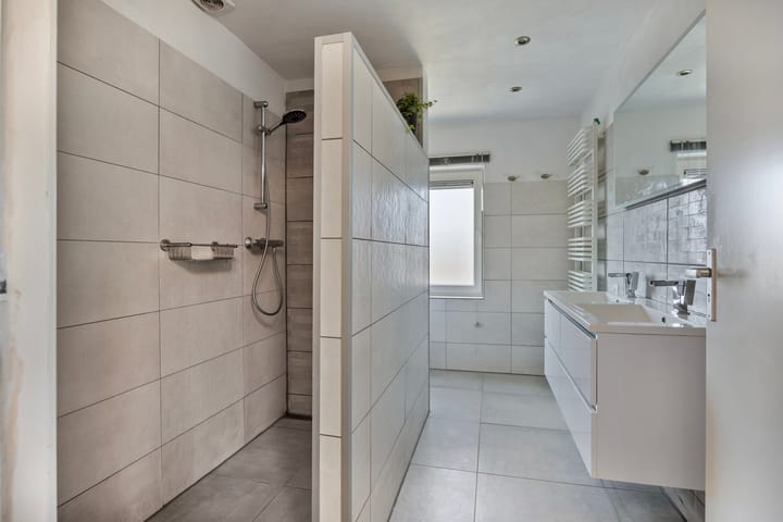 Foto 23 van Valkenboskade 332