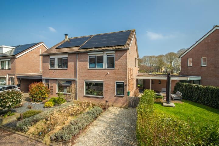 Foto 1 van Monnetstraat 40