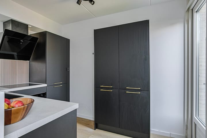 Foto 16 van Reimerswaalstraat 5