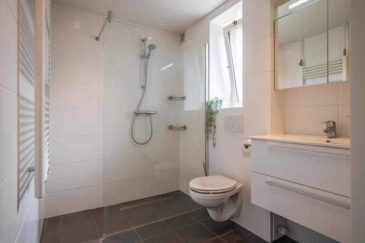 Foto 31 van Monnetstraat 40