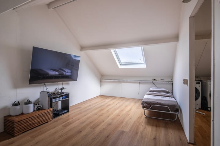 Foto 32 van Monnetstraat 40