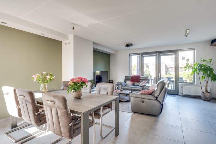 Foto 2 van Bijenlaan 46-A