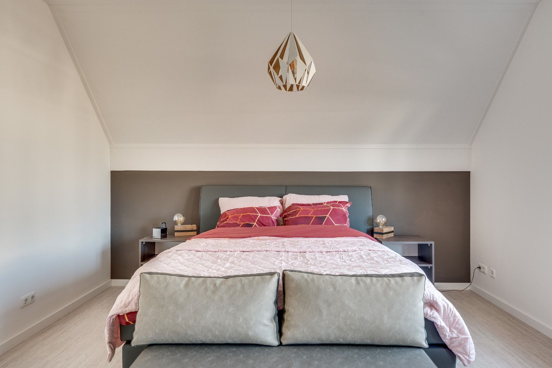 Foto 21 van Bijenlaan 46-A