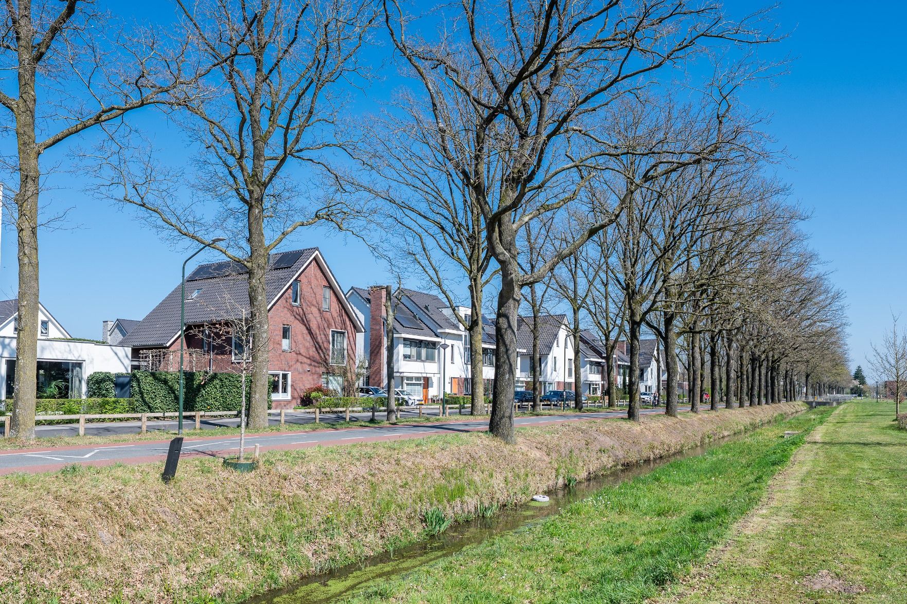 Foto 45 van Bijenlaan 46-A