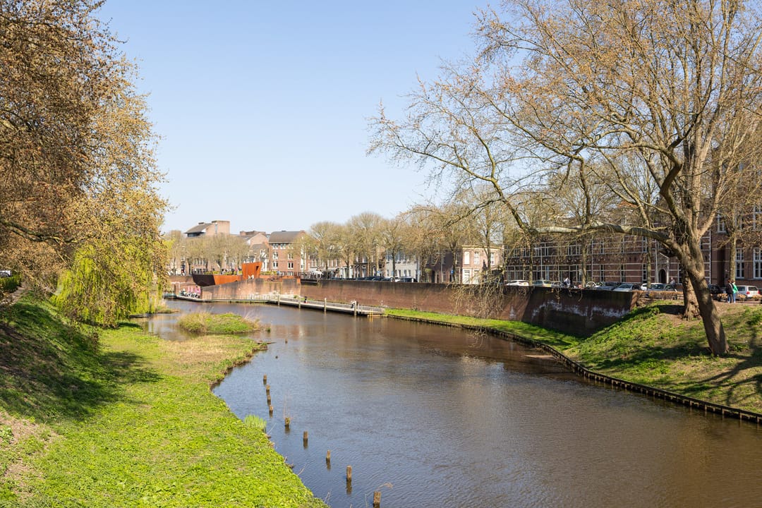 Photo 77 of Julianaplein 1