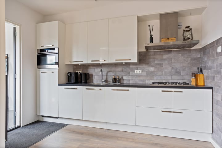 Photo 9 of Parkstraat 40