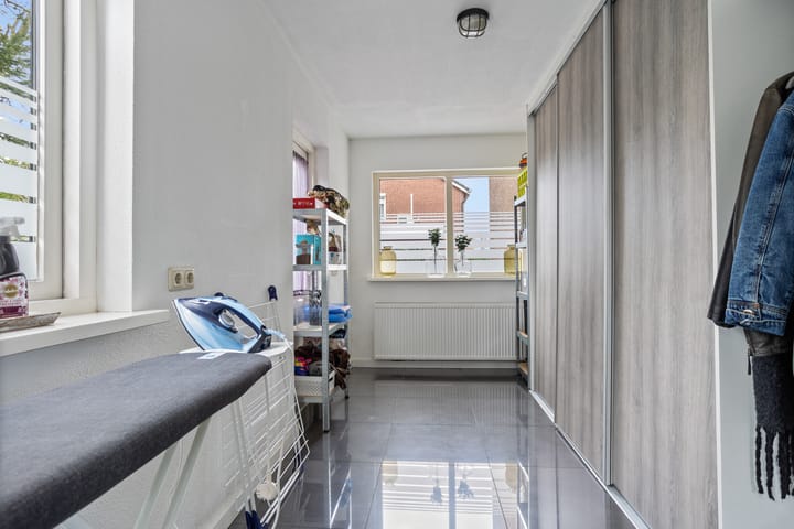 Photo 16 of Parkstraat 40