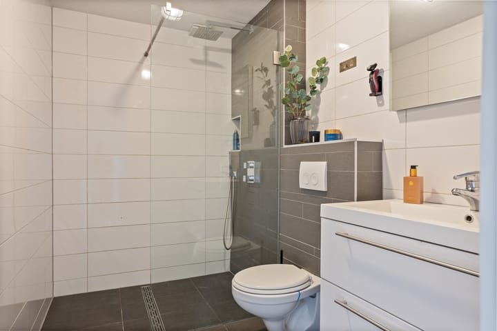 Photo 26 of Parkstraat 40