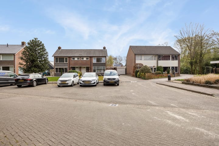 Photo 42 of Parkstraat 40