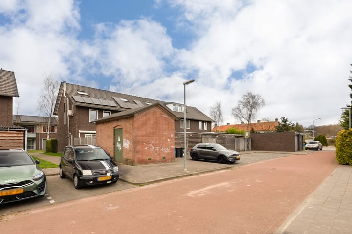 Foto 34 van Betje Wolffstraat 5