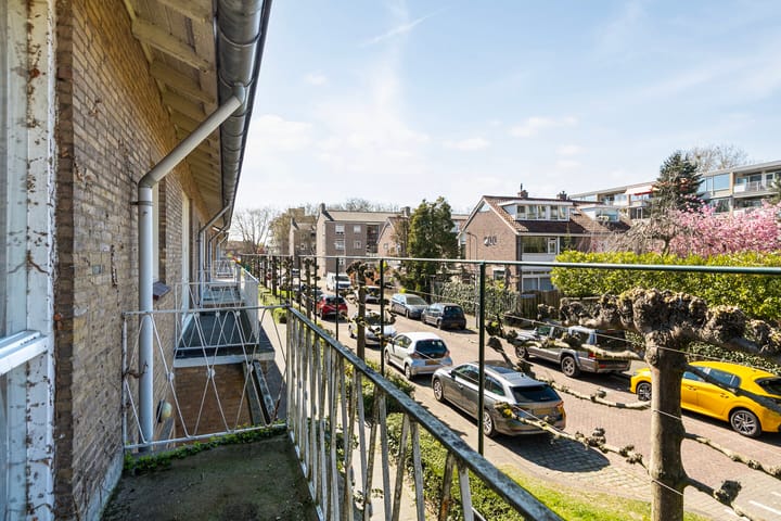 Foto 21 van Orlando di Lassostraat 33