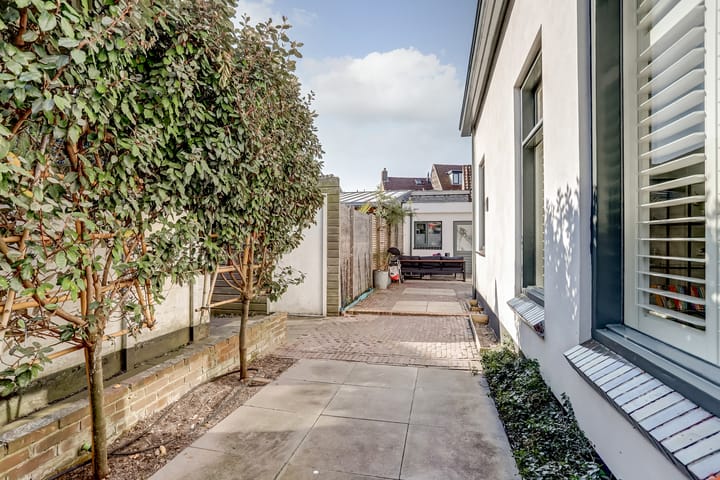 Foto 10 van Voorstraat 77-B