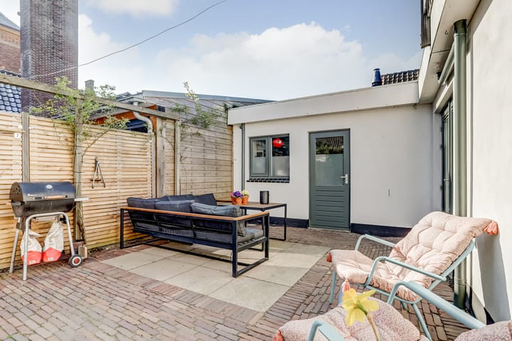 Foto 13 van Voorstraat 77-B