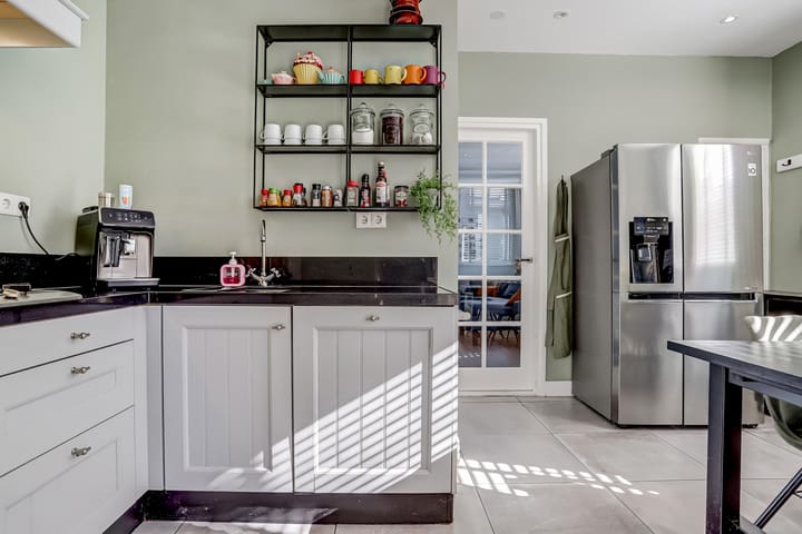 Foto 24 van Voorstraat 77-B