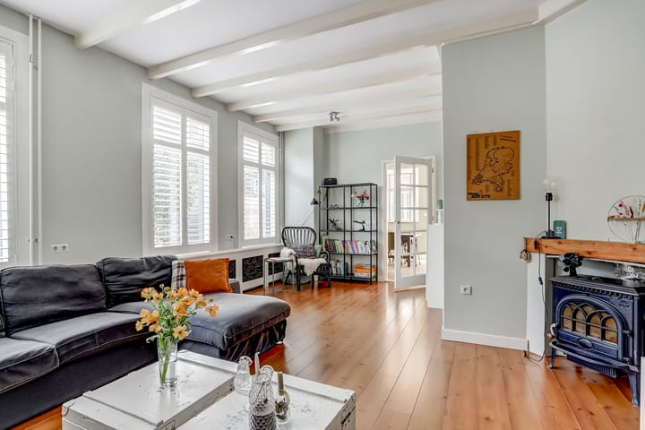 Foto 26 van Voorstraat 77-B