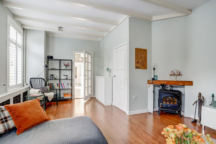 Foto 27 van Voorstraat 77-B