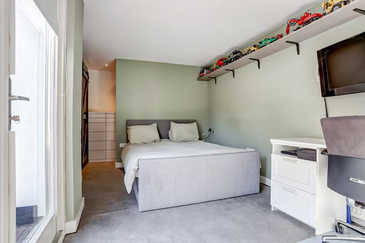 Foto 35 van Voorstraat 77-B