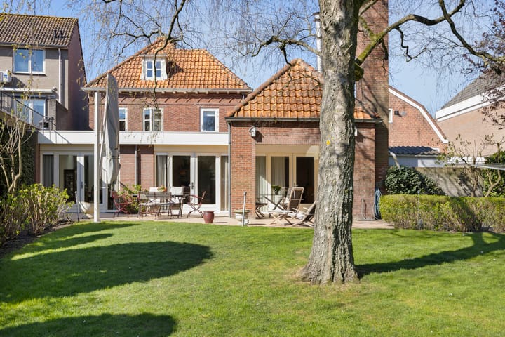 Foto 46 van Marktstraat 10