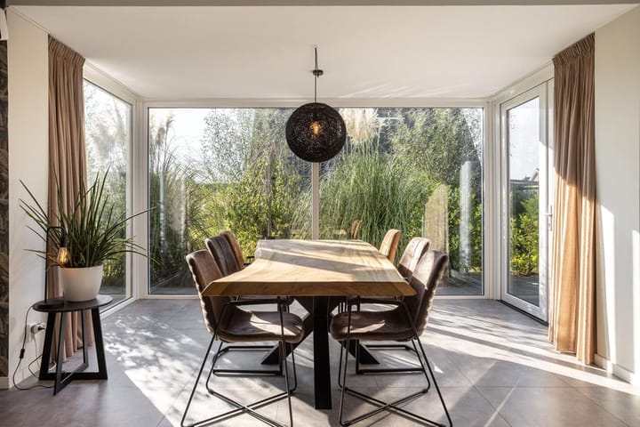 Foto 2 van Leeuwerik 23