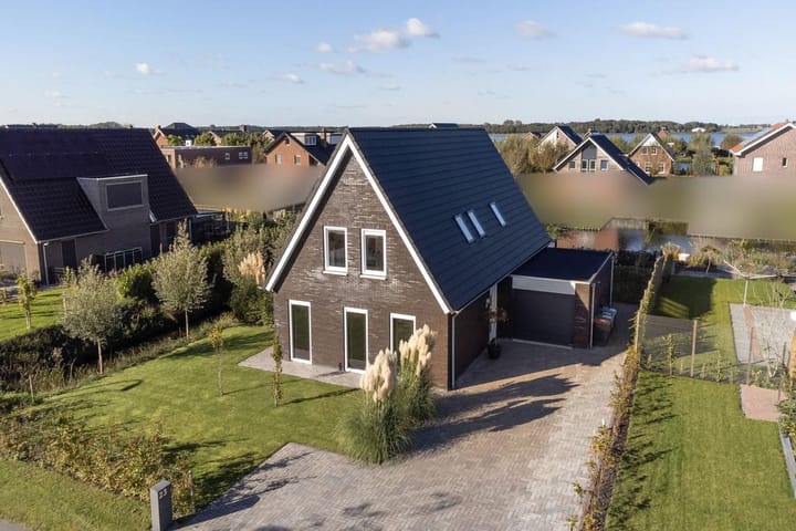 Photo 9 of Leeuwerik 23