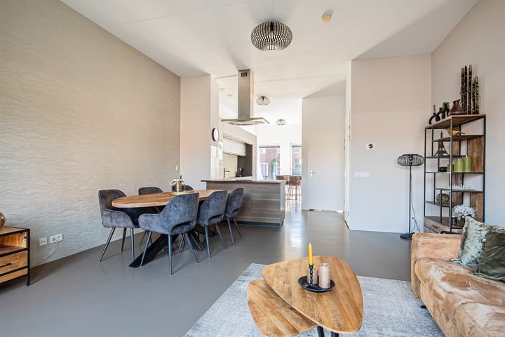 Foto 13 van Laurierplein 40