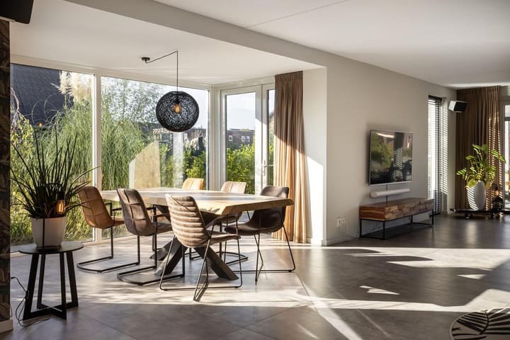 Photo 30 of Leeuwerik 23