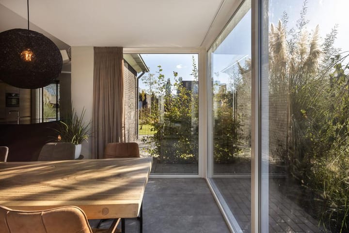 Photo 33 of Leeuwerik 23